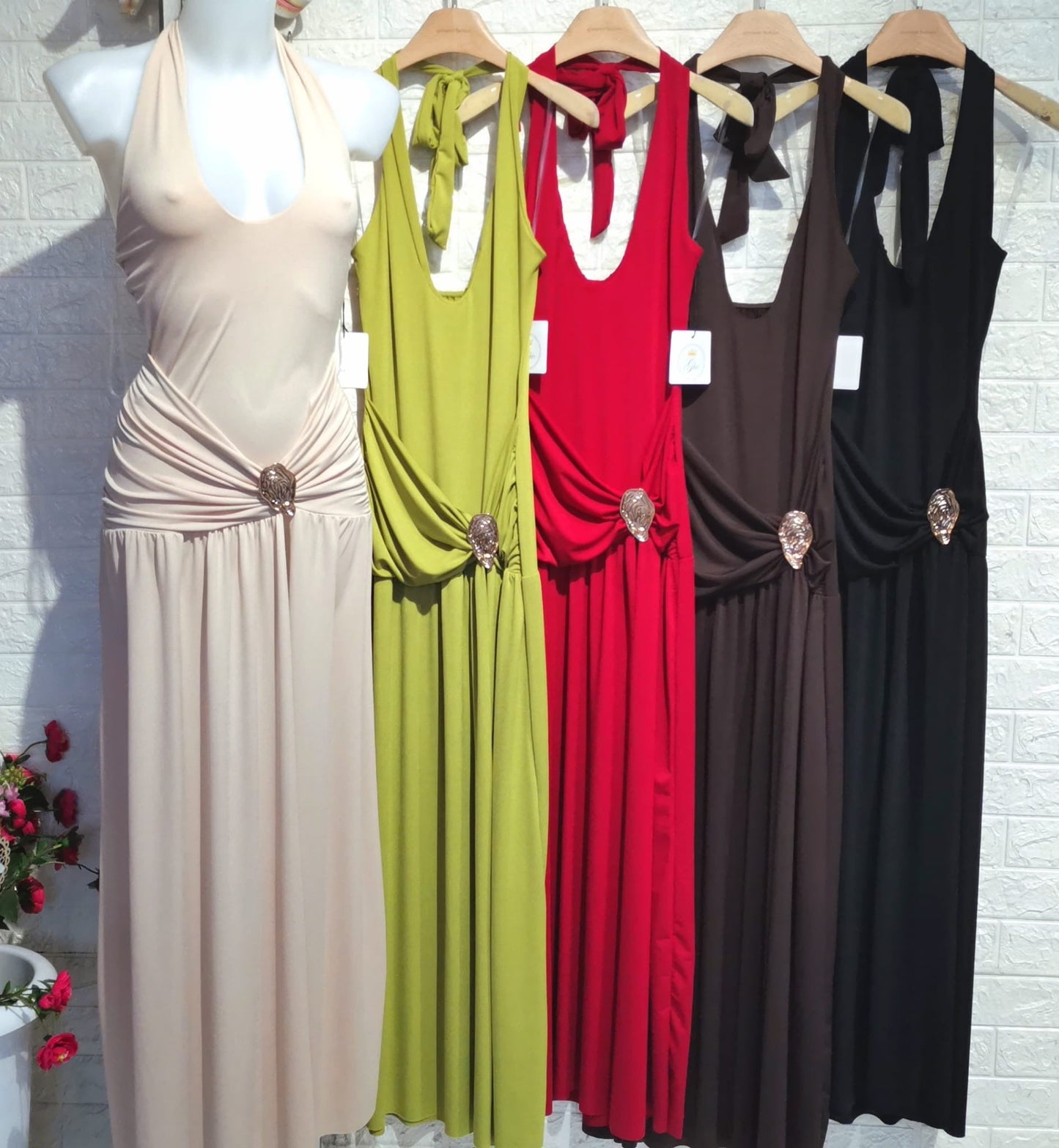 Vestido Elira – Elegancia sensual con abertura