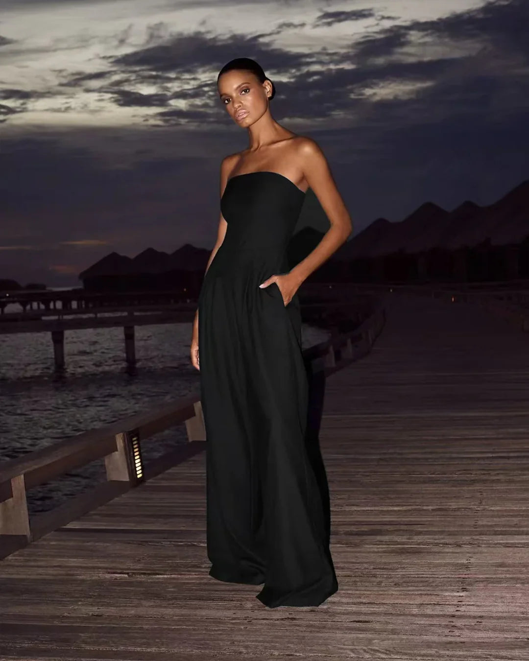 Mono Carolina Elegancia Nocturna